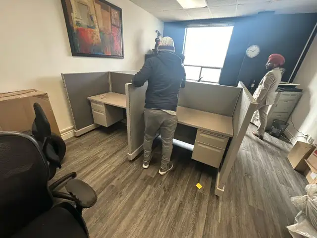 DECOMMISSION SERVICES FROM UFFICIO FURNITURE