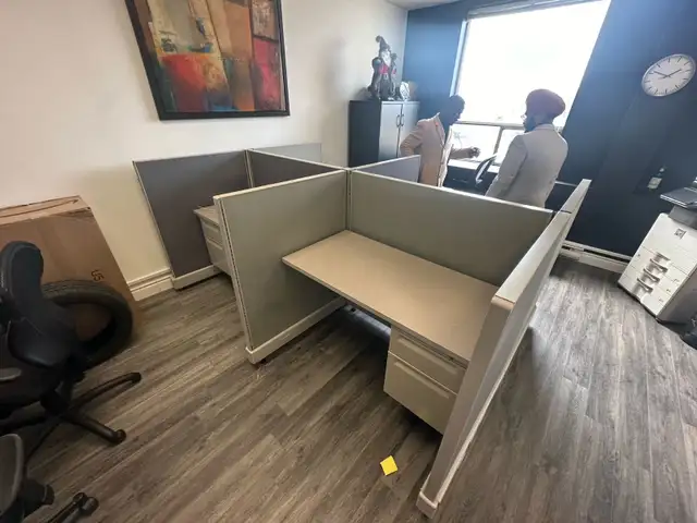 DECOMMISSION SERVICES FROM UFFICIO FURNITURE - Photo 2