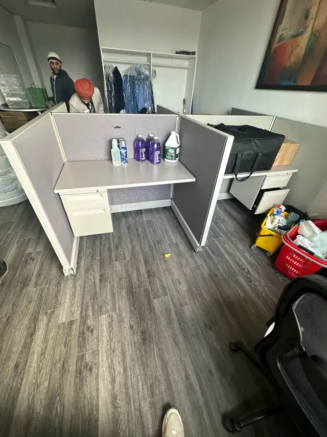 DECOMMISSION SERVICES FROM UFFICIO FURNITURE - Photo 3