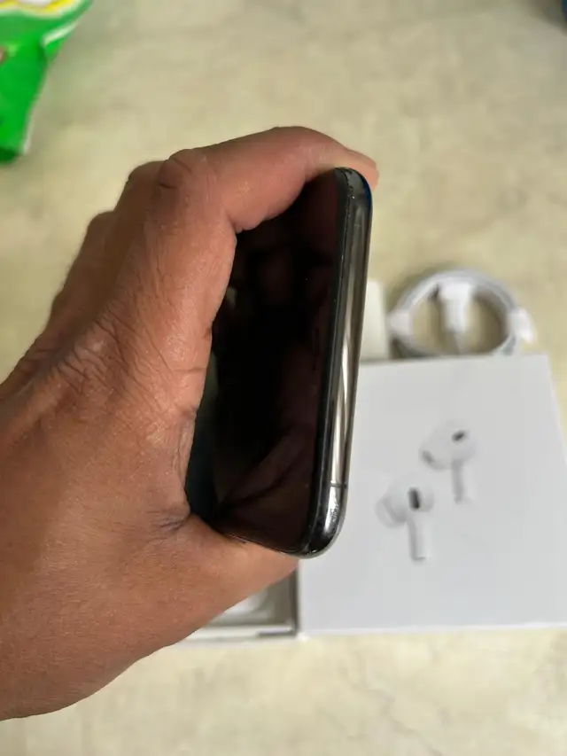 iPhone XS Max 64GB Airpods/Charger Set/Delivery - Photo 6