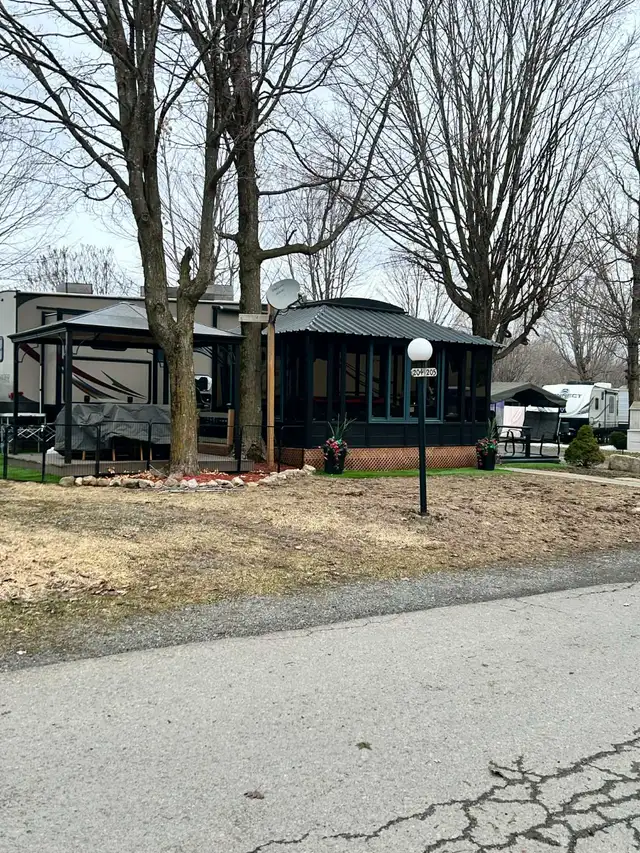 Fifth wheel 2013 tout équiper au camping Mirabel - Photo 8