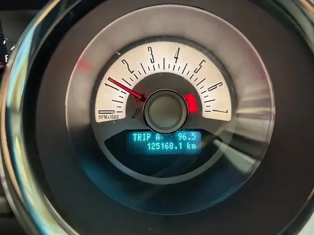 2010 MUSTANG V6 PONY PACKAGE 125KM - Photo 3