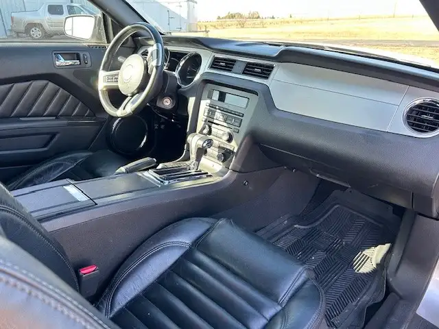 2010 MUSTANG V6 PONY PACKAGE 125KM - Photo 5