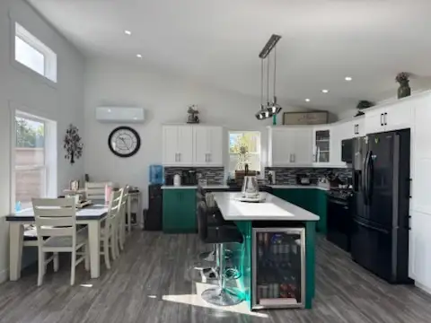 10 Millers Waters, Gander NEW PRICE! - Photo 2