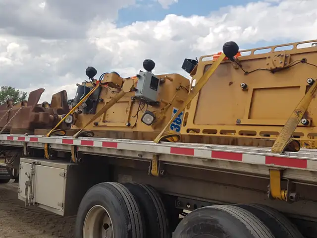 Class one truck driver needed - Photo 7