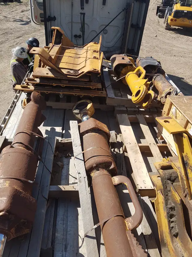 Class one truck driver needed - Photo 8