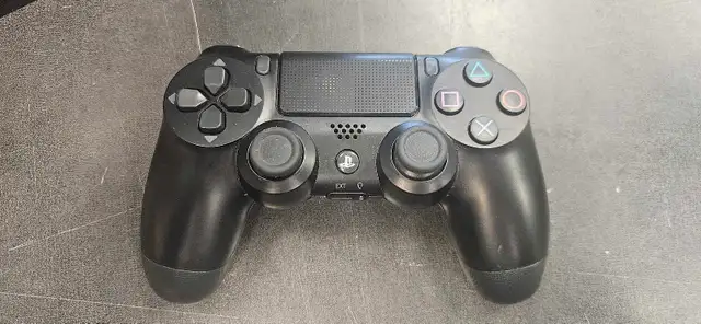 PS4 500GB  Console - Photo 3