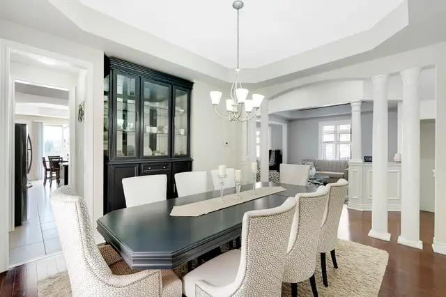 Mississauga Luxury (5,700 Sq Ft   135’ Lot) – Get Info Today - Photo 5