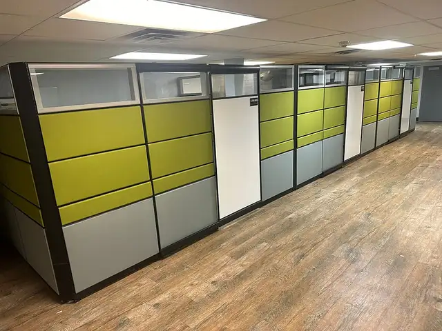 Teknion Private Office with Sliding Doors-Excellent Condition! - Photo 6
