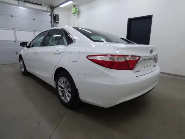 2017 TOYOTA CAMRY HYBRID LE (JAMAIS ACCIDENTÉ, IMPECCABLE!!) - Photo 3