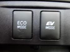 2017 TOYOTA CAMRY HYBRID LE (JAMAIS ACCIDENTÉ, IMPECCABLE!!) - Photo 27