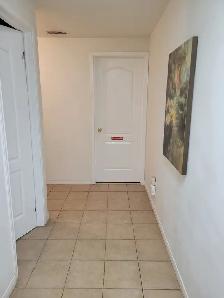 Private Room for Rent / North York / Subway - Photo 8