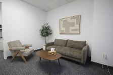 Premium Therapy Room for Rent – Mississauga (Near Square One) - Photo 3