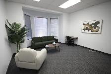 Premium Therapy Room for Rent – Mississauga (Near Square One) - Photo 7