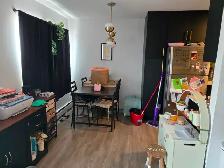 Modern 2-Bedroom Apartment for Rent in Kitchener! - Photo 6