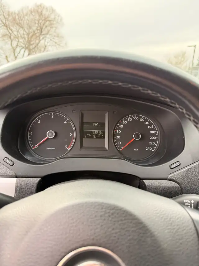 2011 Volkswagen Jetta (Diesel) - Photo 8