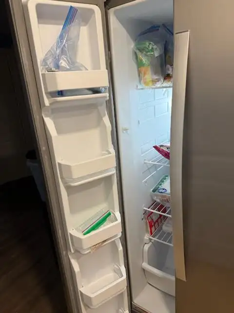 PREMIUM STAINLESS STEEL APPLIANCE PACKAGE – LIKE NEW! - Photo 4