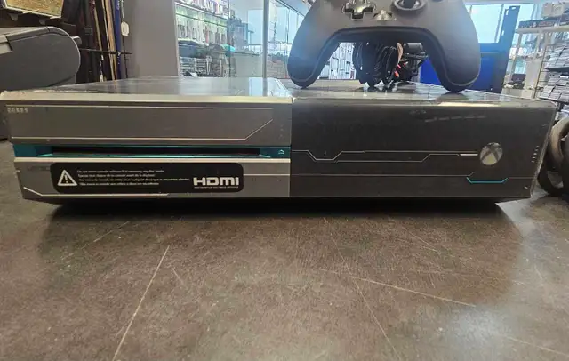 XBOX ONE Original Console (HALO Edition) - Photo 2