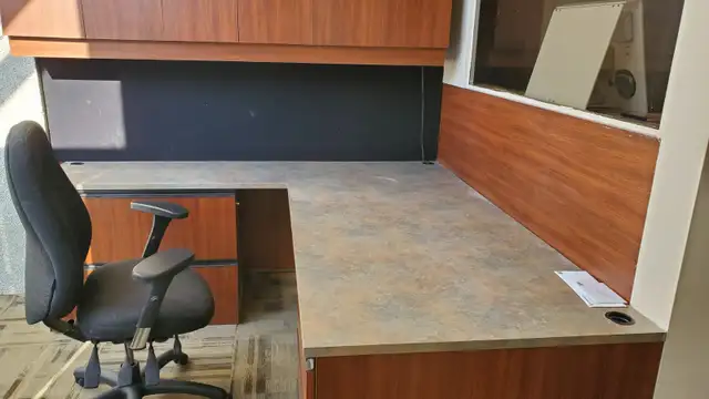 REAL ESTATE LAWYER, RESIDENTIAL,COMMERCIAL & BUSINESS. AFFORDABL - Photo 2