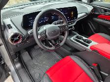 2025 Chevrolet Equinox EV RS - Photo 10