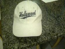 CASQUETTENEUVE D'HOLLYWOOD COTONBLANC AJUSTABLE 20'TOURTETE$5.00