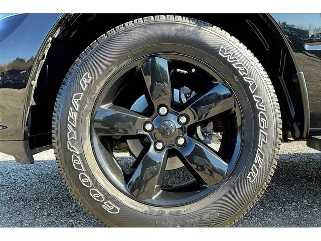 2023 Ram 1500 Classic Night Edition Quad | Side Steps | Bed Line - Photo 8