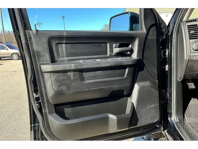 2023 Ram 1500 Classic Night Edition Quad | Side Steps | Bed Line - Photo 18