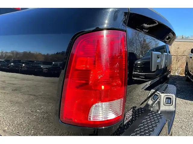 2023 Ram 1500 Classic Night Edition Quad | Side Steps | Bed Line - Photo 31