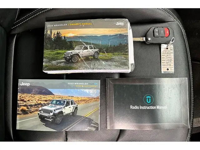 2023 Jeep Wrangler 4xe Sahara PHEV | Leather | NAV | Alpine | LE - Photo 10