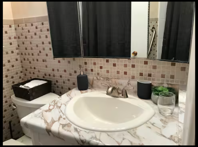ROOM FOR RENT or SHORT TERM STAY: - Photo 9
