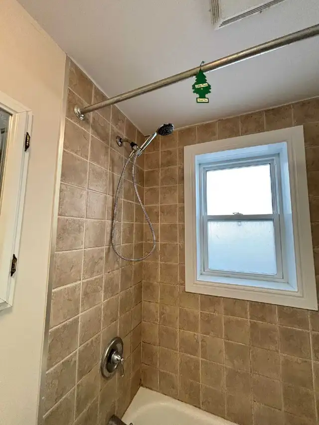 1 large Bedroom apartment near Heart of Downtown Ottawa - Photo 5