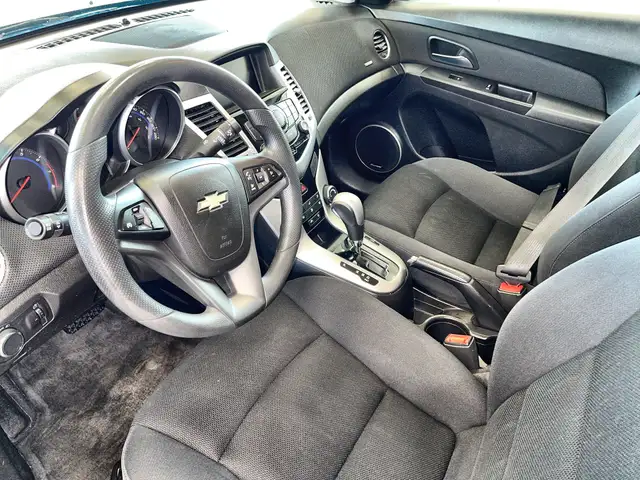 2016 Chevrolet Cruze Limited LT Turbo - Photo 19