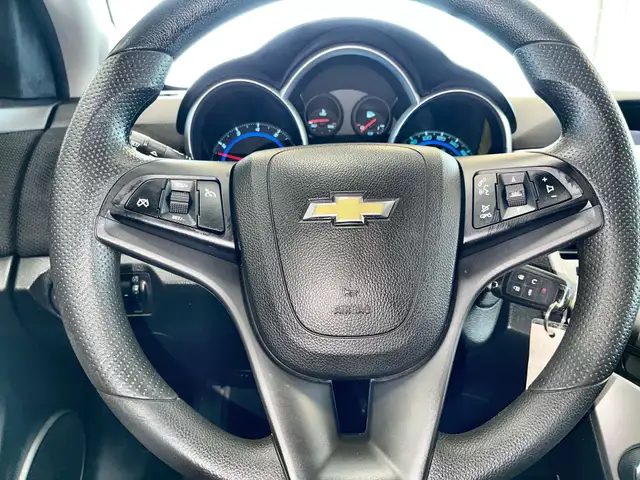 2016 Chevrolet Cruze Limited LT Turbo - Photo 22