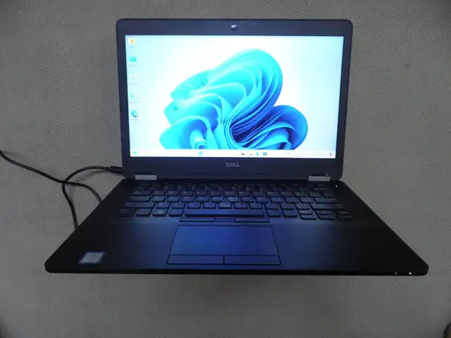 Dell Latitude E7470 i7-6th Gen Laptop