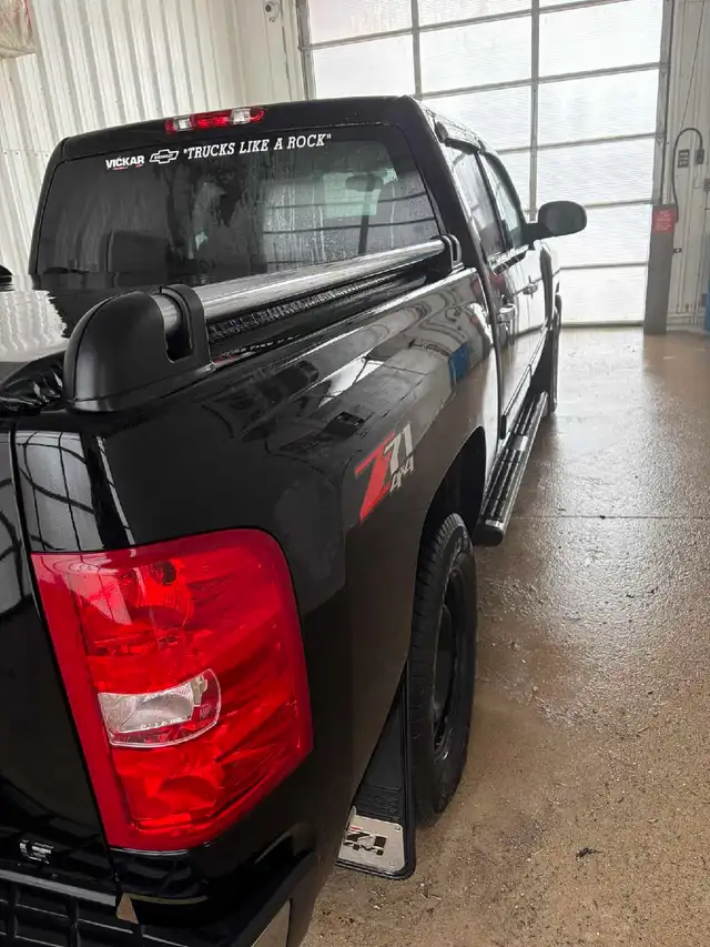 2008 Chevrolet Silverado LT Z71 4x4 - Photo 4