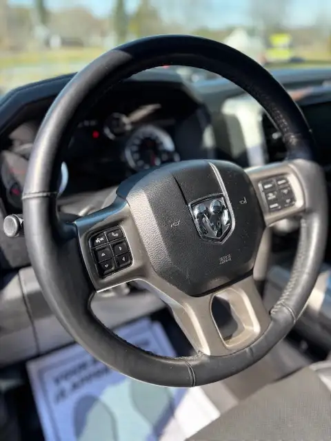 2017 RAM 1500 LARAMIE  ONE OWNER  CLEAN CARFAX - Photo 18