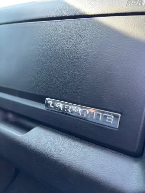 2017 RAM 1500 LARAMIE  ONE OWNER  CLEAN CARFAX - Photo 27