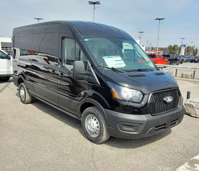2026 TRANSIT MID ROOF ALL WHEEL DRIVE