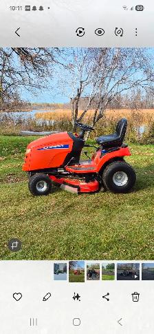 Simplicity Lawn Tractor