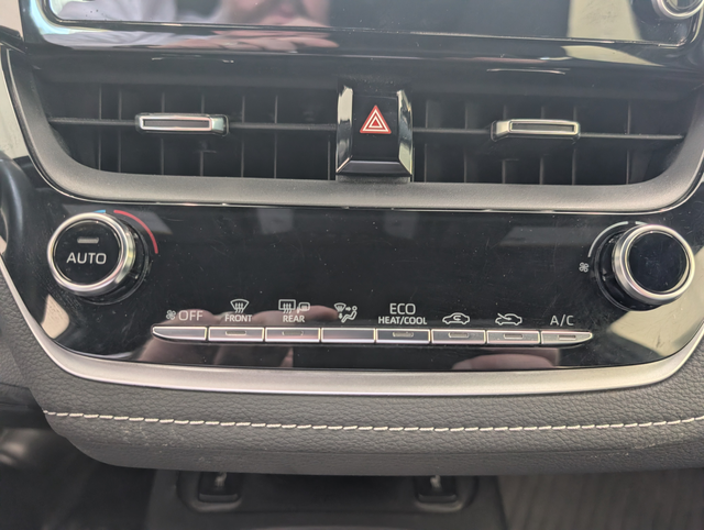 2022 Toyota Corolla Hatchback SE, AUTOMATIQUE, - Photo 17