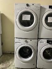 Laveuse sécheuse frontales blanches Whirlpool