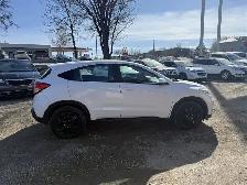 2017 Honda HR-V LX 4WD CVT - Photo 3
