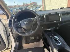 2017 Honda HR-V LX 4WD CVT - Photo 9