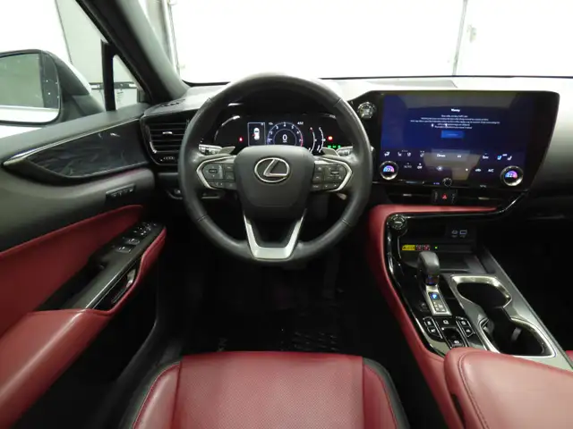 2023 LEXUS NX 350 AWD, TOIT PANO, CUIR ROUGE, CARPLAY, FULL!! - Photo 9