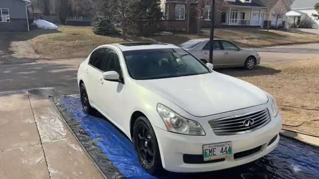 2009 Infiniti G37X Journey