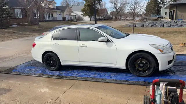 2009 Infiniti G37X Journey - Photo 2