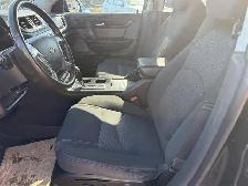 2016 Chevrolet Traverse 1LT AWD - Photo 7