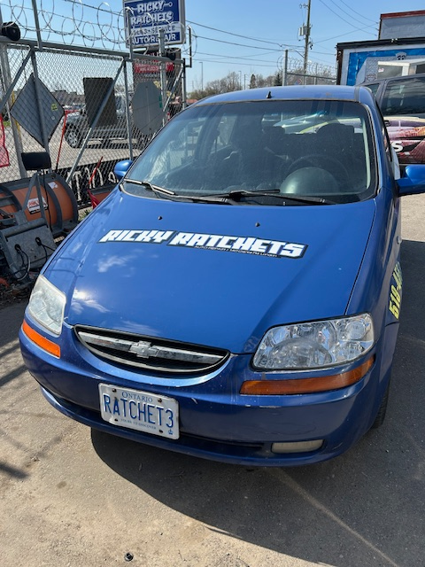 DRIVER / SHOP ASSISTANT