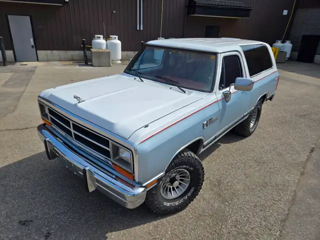 1988 Dodge Ram Charger 4X4 / 318ci Rare ! - Photo 12
