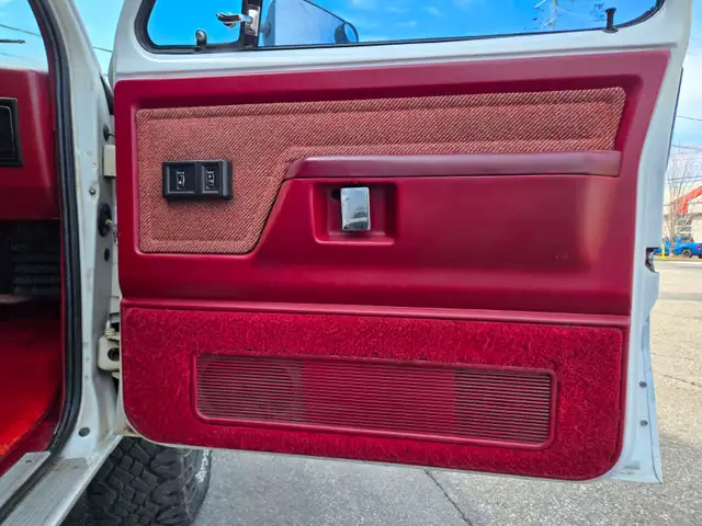 1988 Dodge Ram Charger 4X4 / 318ci Rare ! - Photo 23